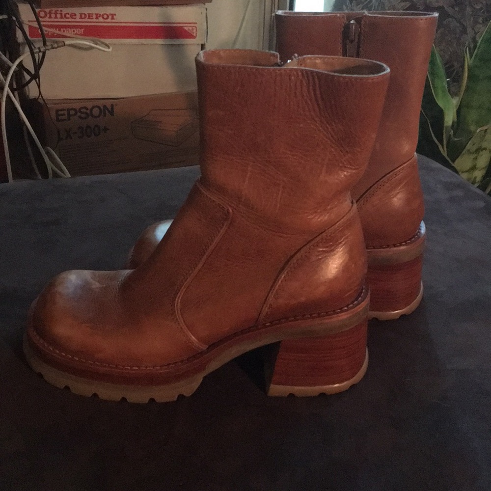 Steve Madden leather boots